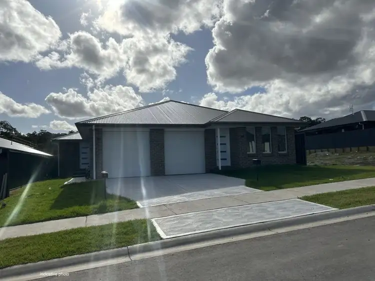 7 & 7A Stratford Avenue, Thornton NSW 2322