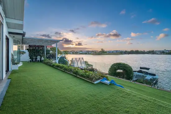 60 Port Jackson Boulevard Clear Island Waters, Clear Island Waters QLD 4226