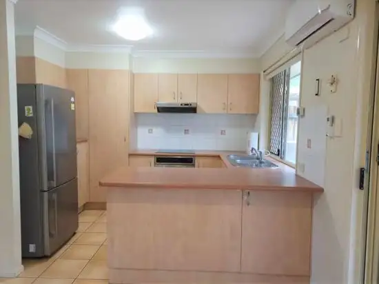 Sixth view of Homely townhouse listing, 62 Coora Street, Wishart QLD 4122