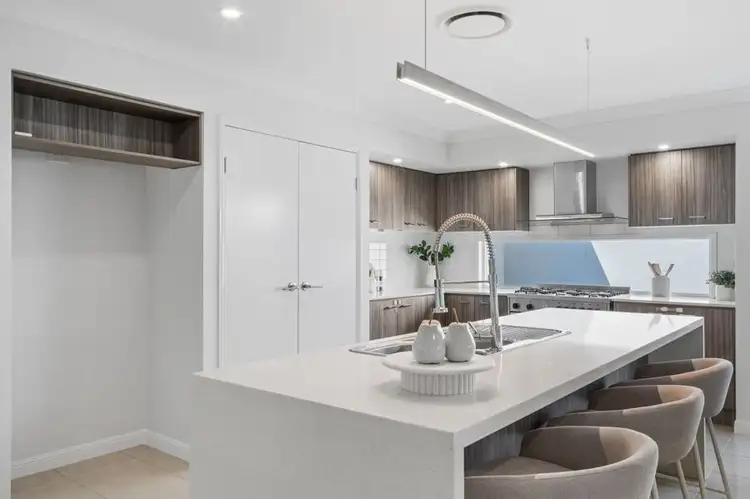 Third view of Homely house listing, 4 Feathertail Pl, Gumdale QLD 4154