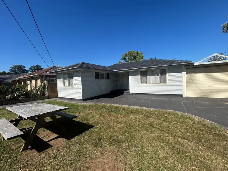 100 St Johns Rd, Heckenberg NSW 2168