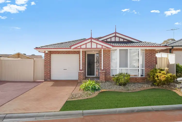 8 Mogo Ct, Prestons NSW 2170
