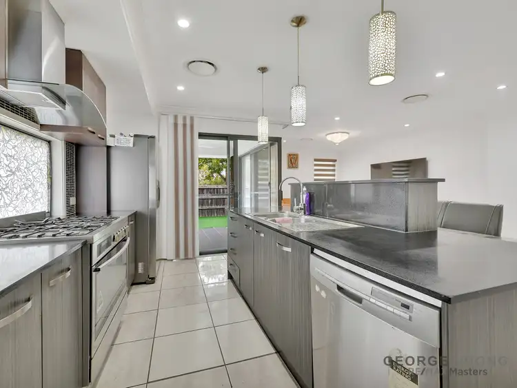 Fourth view of Homely house listing, 34 Giancarlo Cr, Doolandella QLD 4077