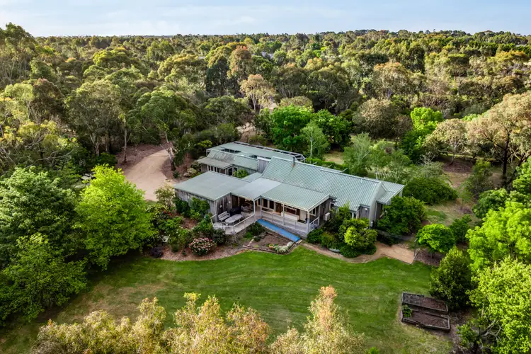 8 Karngun Crescent, Winchelsea VIC 3241