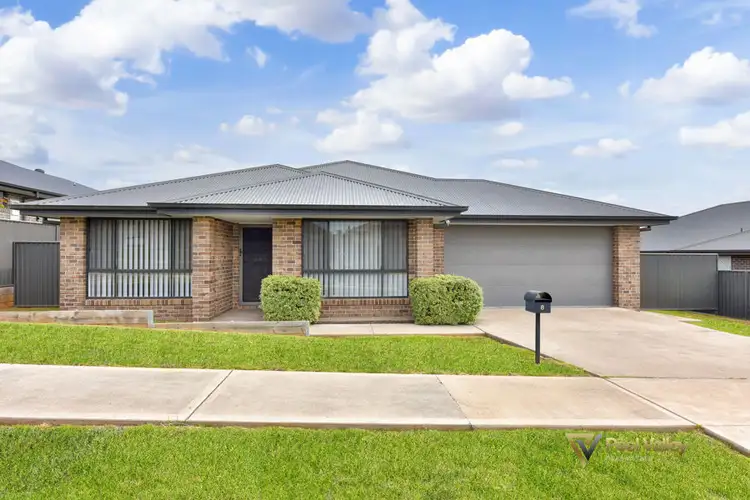 8 Sherborne Street, Tamworth NSW 2340