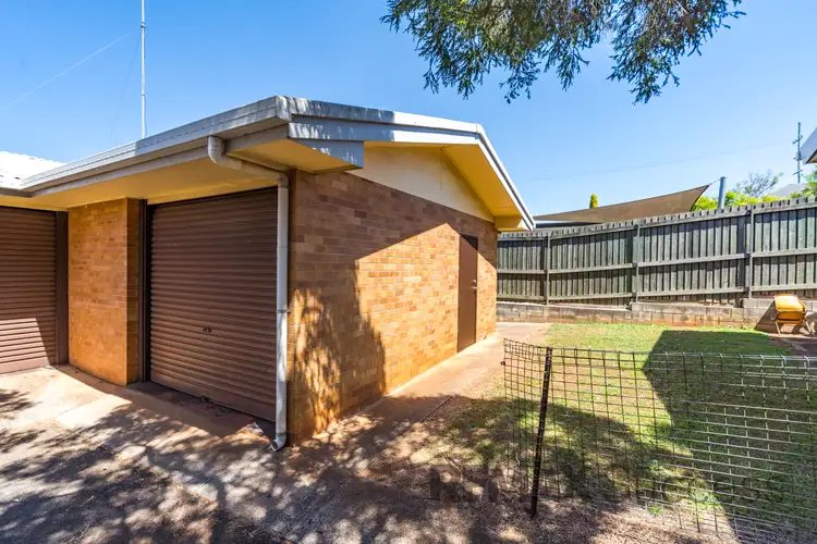 4/90 James Street, South Toowoomba QLD 4350
