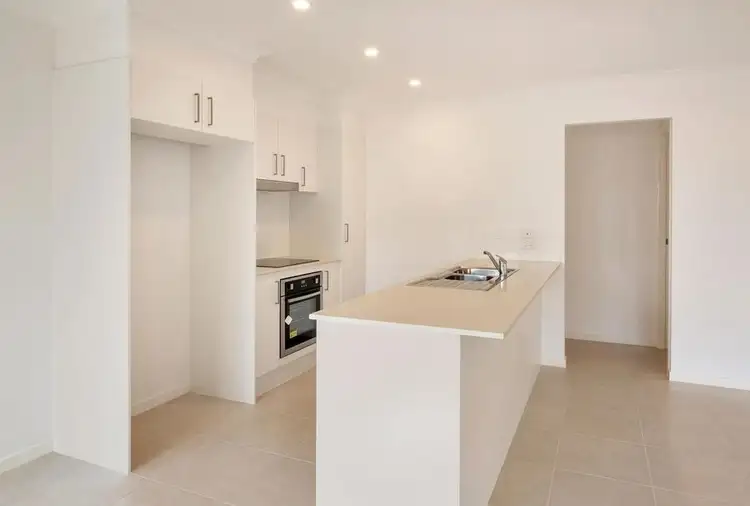 Third view of Homely house listing, 7 Logan Crescent, Oxenford QLD 4210