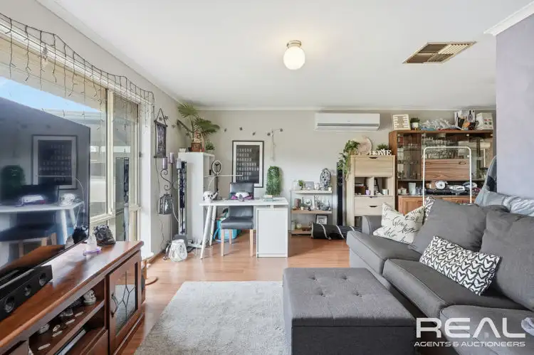 Fifth view of Homely house listing, 15 Lennox Drive, Paralowie SA 5108