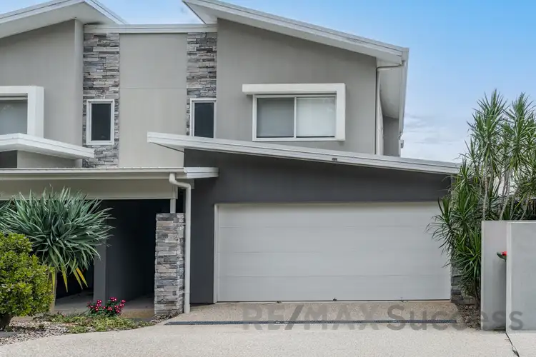2/11A Pelican Drive, Rangeville QLD 4350