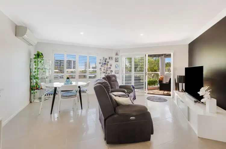 Third view of Homely unit listing, 11/5-7 Ocean St, Coolangatta QLD 4225