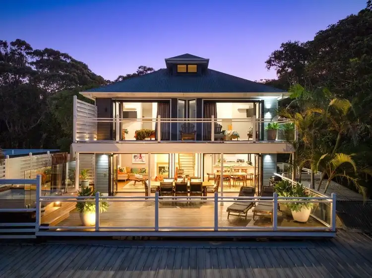 2A Palm Valley Drive, Byron Bay NSW 2481