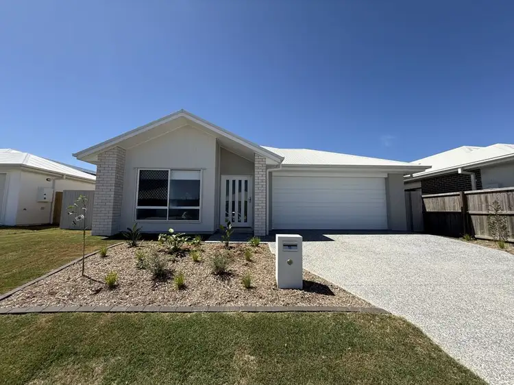11 Glenthorne Street, Redland Bay QLD 4165