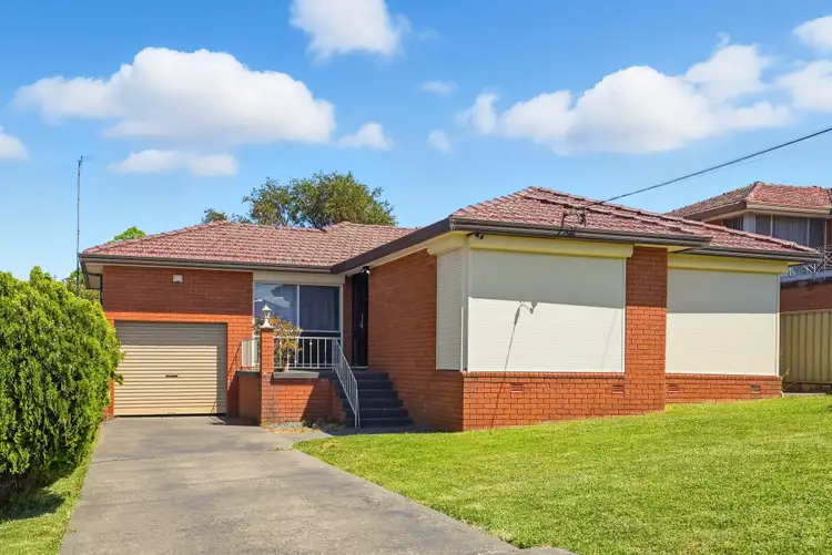 16 Percy St, Greystanes NSW 2145