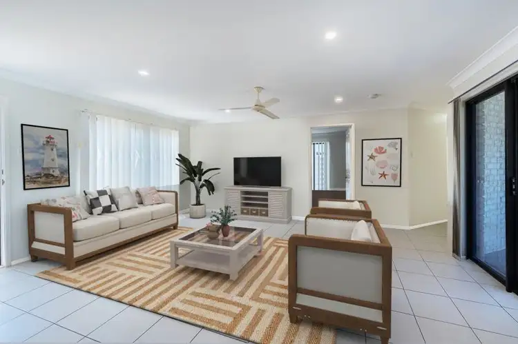 15 Stasia Lane, South Gladstone QLD 4680
