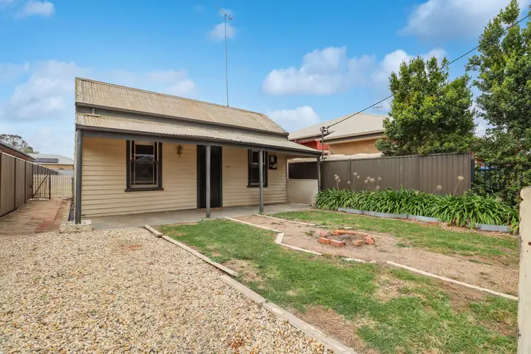 364 Trickett Street, Deniliquin NSW 2710
