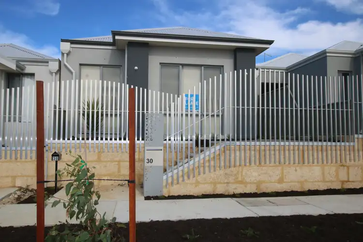 30 Leeward Av, Eglinton WA 6034
