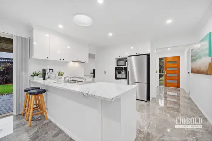 Sixth view of Homely house listing, 21 Neville Close, Redland Bay QLD 4165