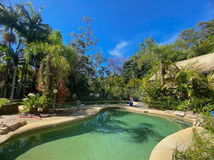 7/10-12 Tropic Lodge Place