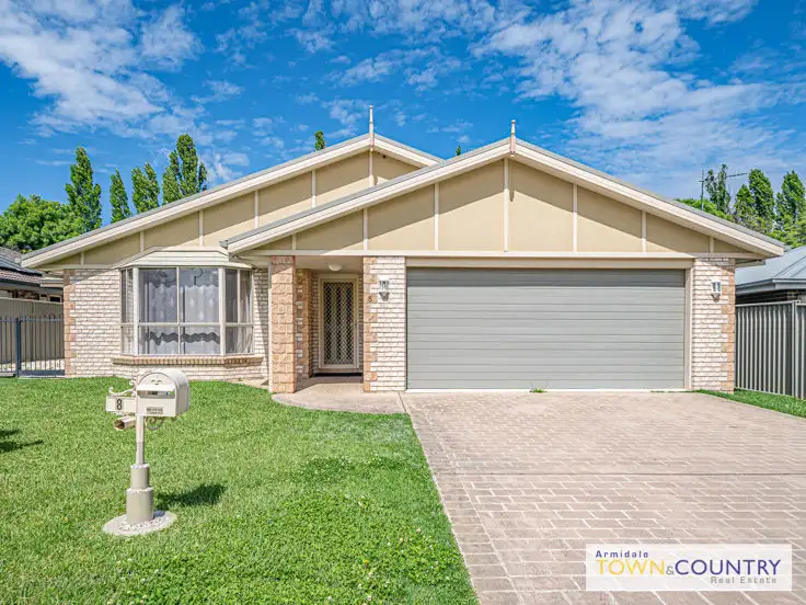8 Rusden Court, Armidale NSW 2350