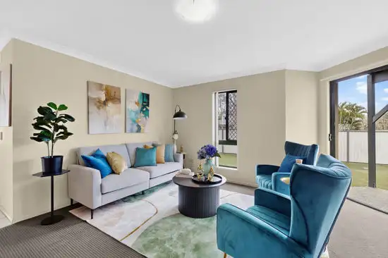 Main view of Homely semi-detached listing, 2/184 Greenacre Drive, Arundel QLD 4214