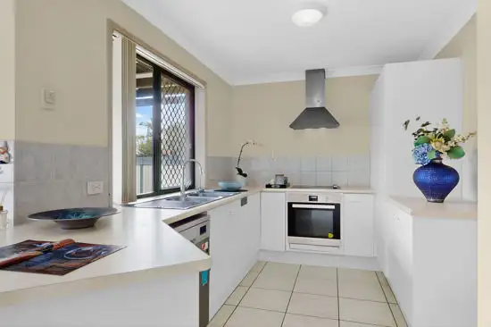 Fifth view of Homely semi-detached listing, 2/184 Greenacre Drive, Arundel QLD 4214