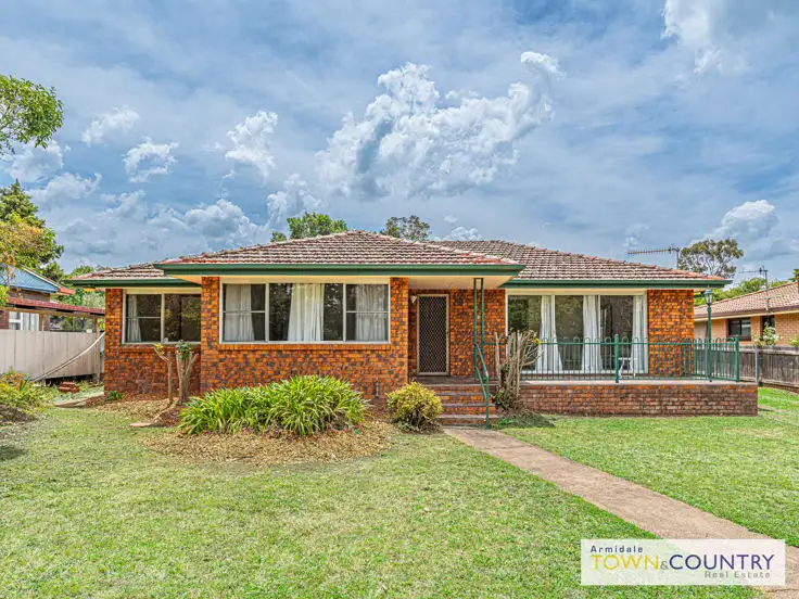 11 Duval Street, Armidale NSW 2350