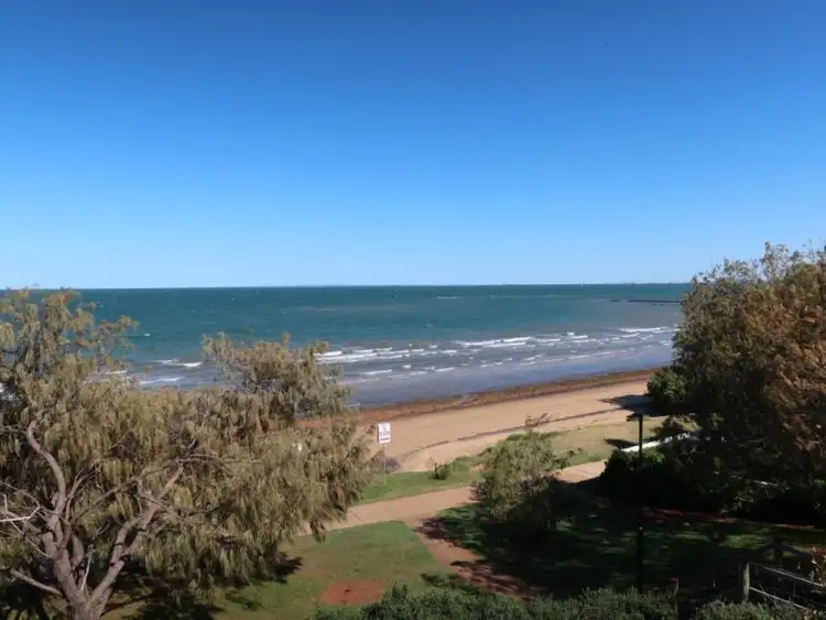 2/106 PRINCE EDWARD PDE, Scarborough QLD 4020