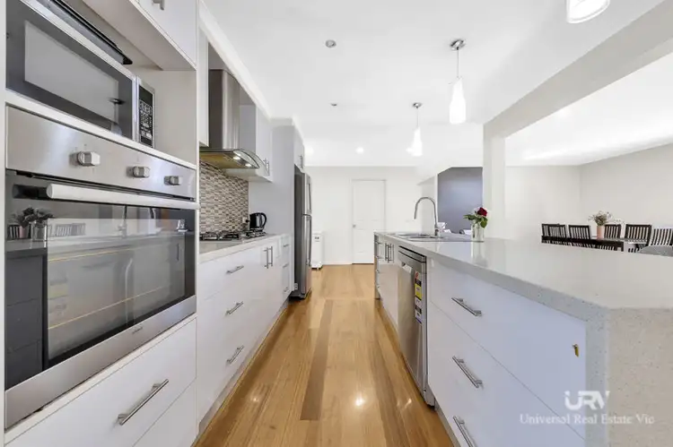 Fifth view of Homely house listing, 4 Ninda Court, Westmeadows VIC 3049