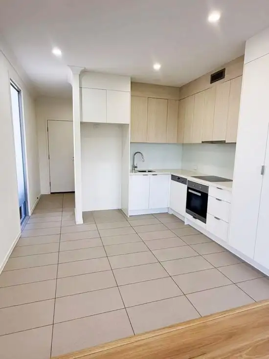 17/3028 The Boulevard, Carrara QLD 4211