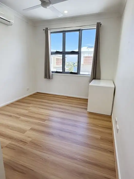 Fifth view of Homely townhouse listing, 17/3028 The Boulevard, Carrara QLD 4211