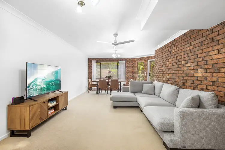 2/19 Muraban St, Mooloolaba QLD 4557