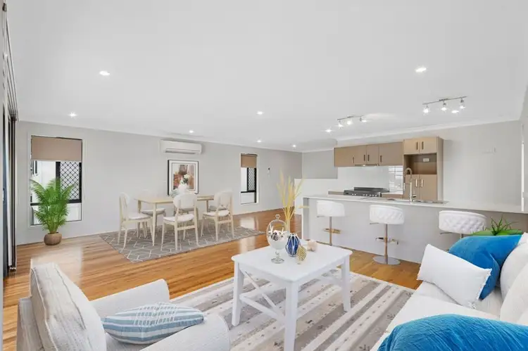 352 Nursery Rd, Holland Park QLD 4121