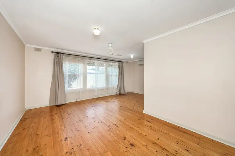 Fifth view of Homely house listing, 8 Peart Crescent, Murray Bridge SA 5253