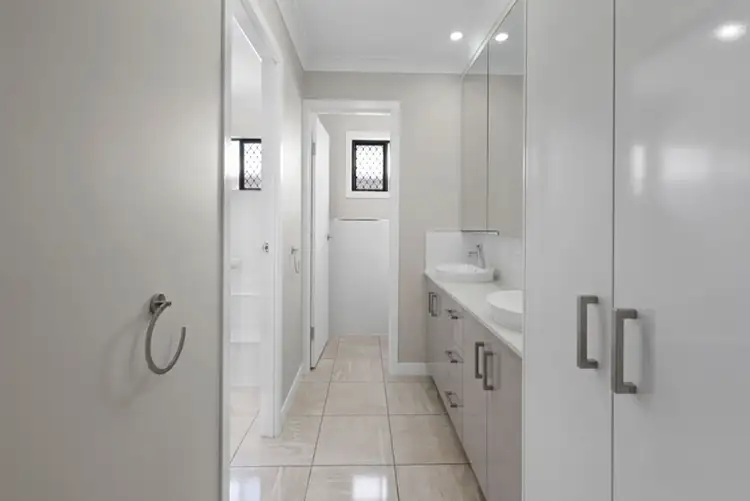 Fifth view of Homely house listing, 2/56 Botanical Drive, Ooralea QLD 4740