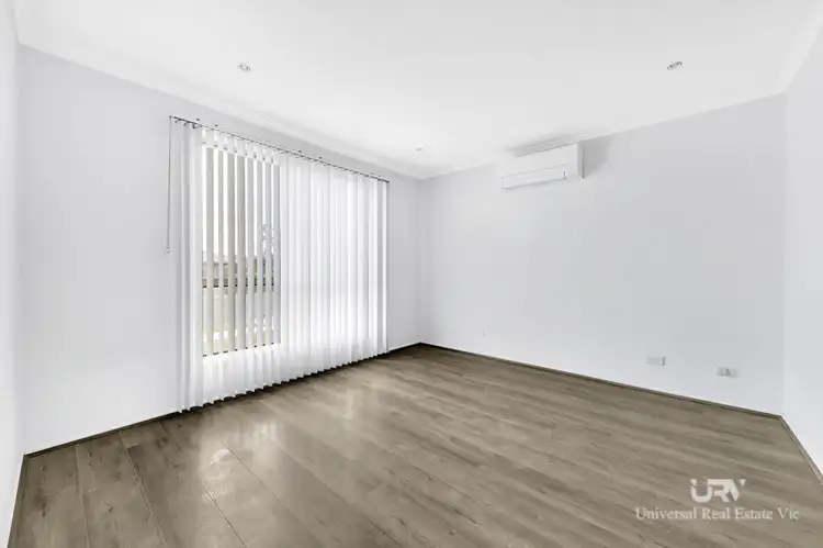 Fourth view of Homely house listing, 8 Manningtree Parade, Craigieburn VIC 3064