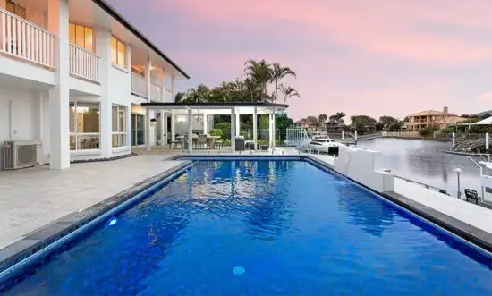 6 Madeleine Ct, Newport QLD 4020