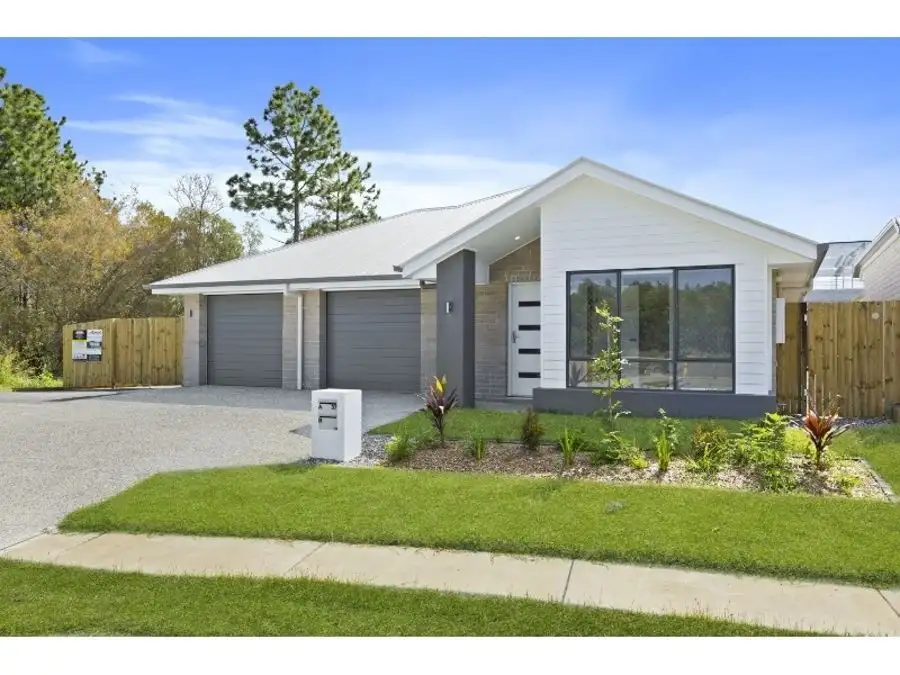 Main view of Homely house listing, 1/37 Royal St, Park Ridge QLD 4125