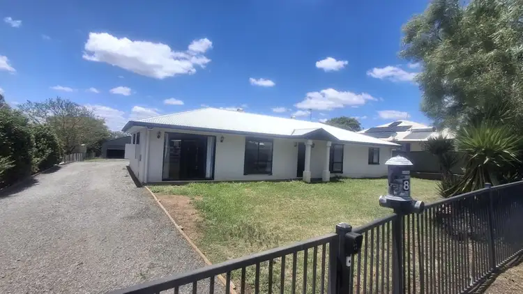 8 Kurrajong Court, Meringandan West QLD 4352