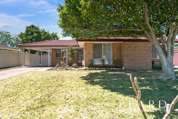 16 Gwendoline Drive, Beldon WA 6027