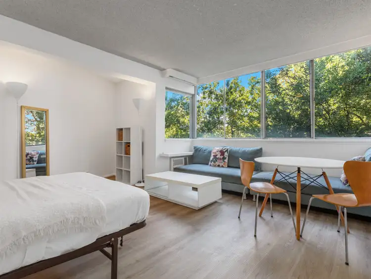 Third view of Homely studio listing, 24/68-72 Roslyn Gardens, Rushcutters Bay NSW 2011