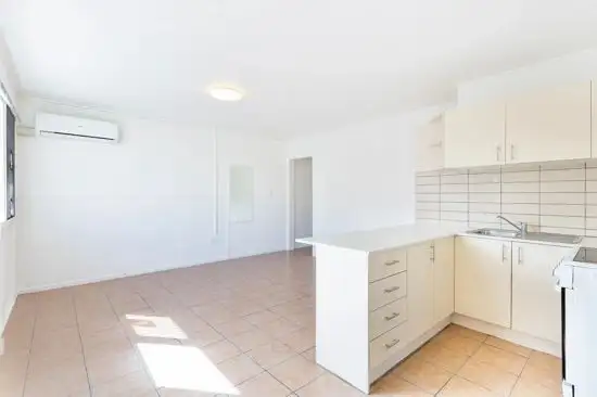 Fourth view of Homely block of units listing, Unit 6 144 Frank St, Labrador QLD 4215