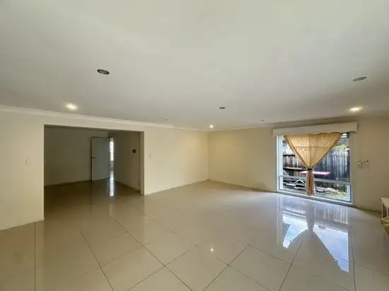 Fifth view of Homely house listing, 16 Saxonvale Terrace, Mermaid Waters QLD 4218