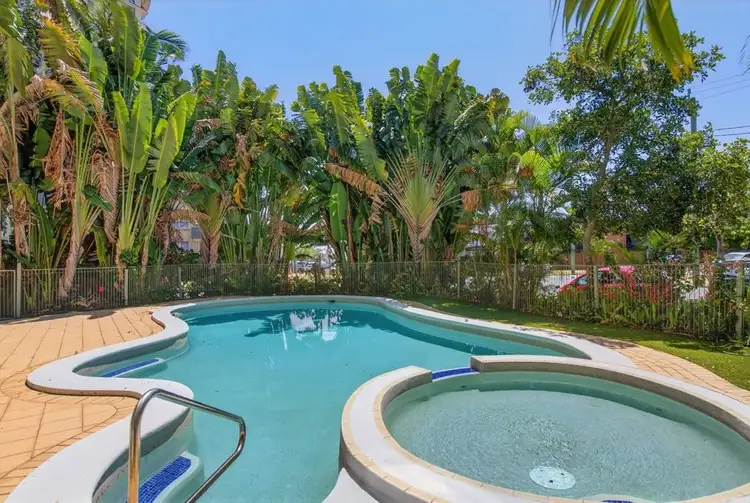 302/3 Oak Avenue, Surfers Paradise QLD 4217