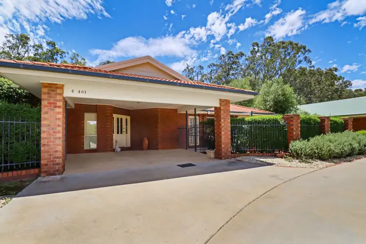 4/461 Charlotte Street, Deniliquin NSW 2710