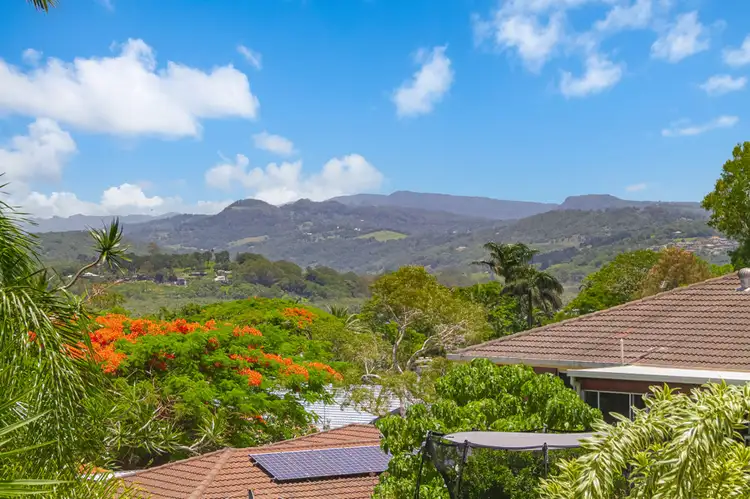 2/11 Coolabah Court, Banora Point NSW 2486