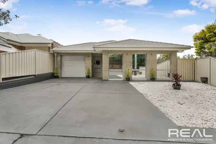 4 Patterson Close, Vista SA 5091