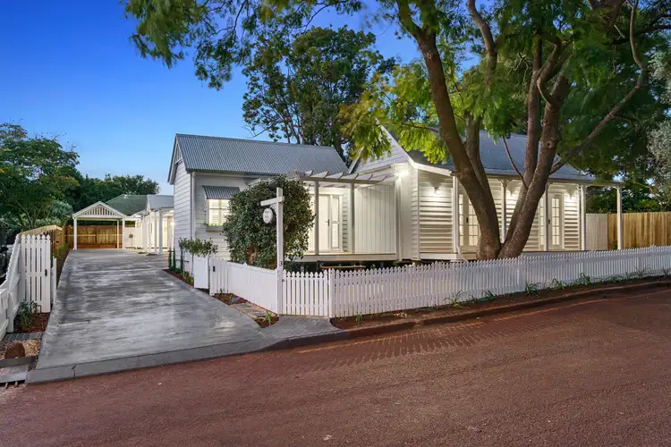 Cottage 1, 3 Walton Street, North Toowoomba QLD 4350