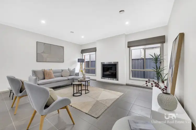 Third view of Homely house listing, 5 Rosleigh Drive, Craigieburn VIC 3064