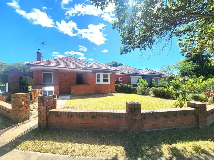 14 Slade Road, Bardwell Park NSW 2207