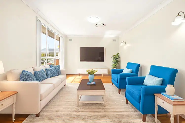 15 Bernie St, Greystanes NSW 2145